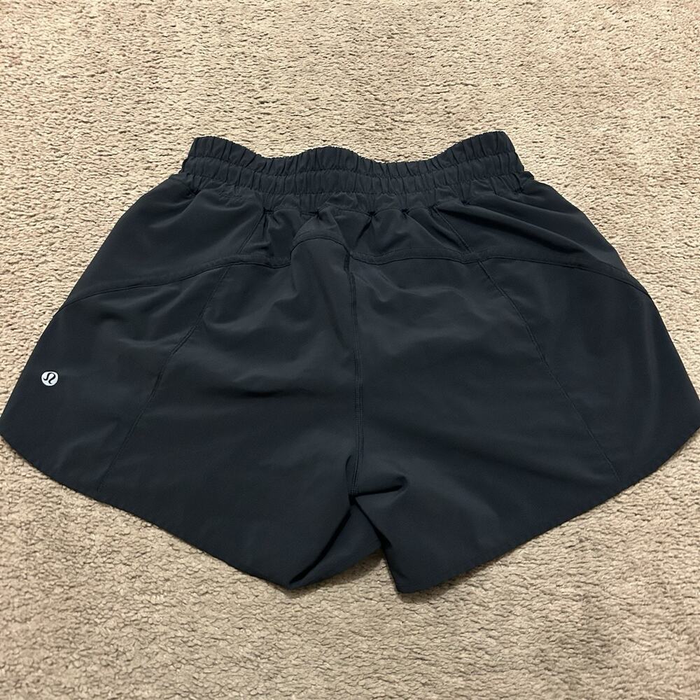 Lululemon Black Hotty Hot Lined Shorts Size 8 - Picture 7 of 8